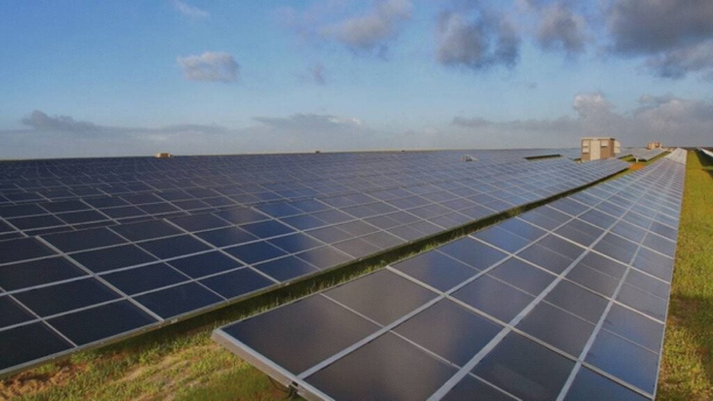 first solar aktie top analysten 1024x576